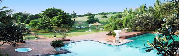 Oasis Beach Resort - Pool